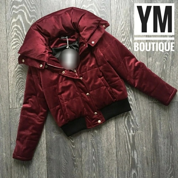 🔥1 Left🔥Velvet bomber jacket - Picture 5 of 7